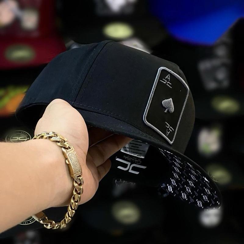 Embroidered Snapback Hot Trend 2024 for Men and Women - Snapback Top Trending Cap , baseball hats , Street style snapback