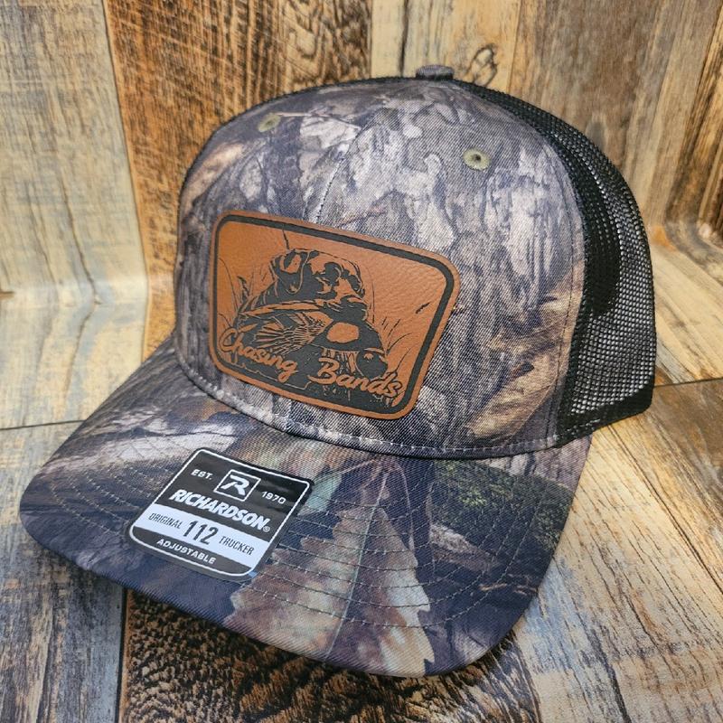 Chasing Bands duck hunting hat lab