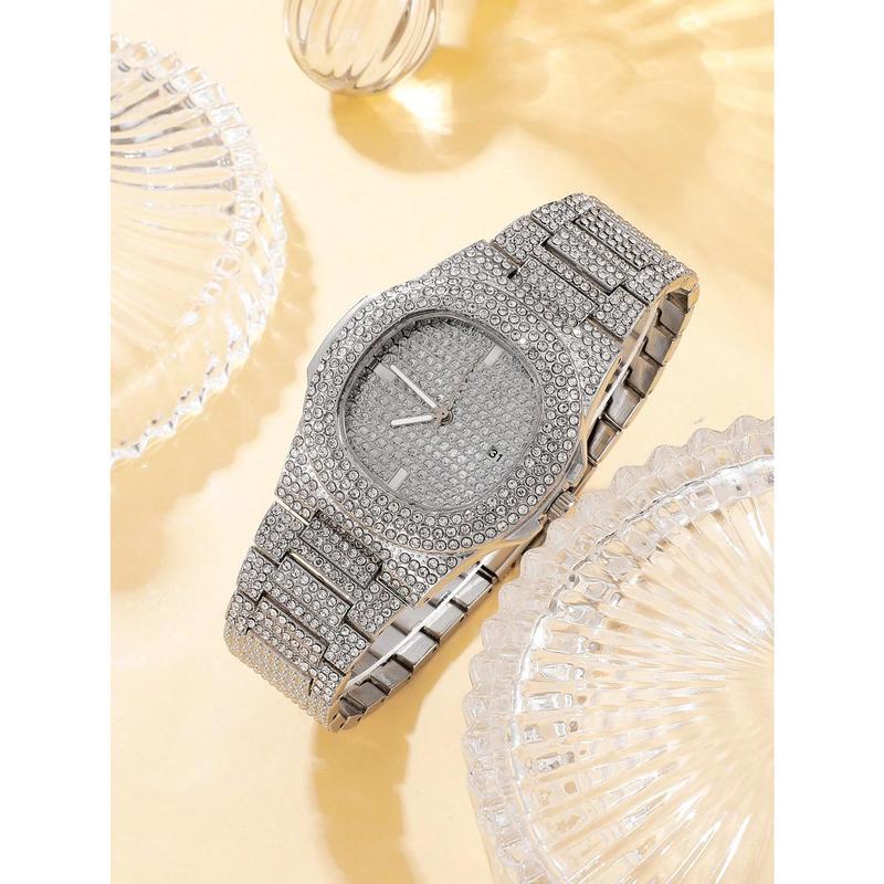 Men Rhinestone Decor Round Pointer Date Quartz Watch