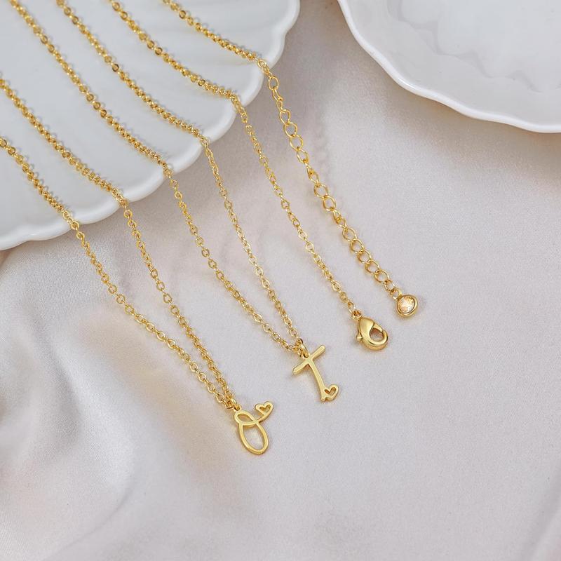 Letter Necklace for Ladies Girls Exquisite Gold Letter Pendant Necklace, Fashion Waterproof Simple Cute Necklace