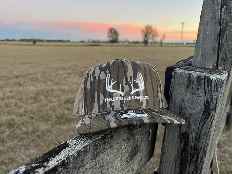 Threerivershat Whitetail Rack, Mossy Oak Bottomland , Deer Hunting, Camo Trucker SnapBack Hat