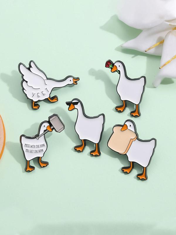 Cute Duck Design Brooch, Fashion Alloy Badge for Backpack & Hat & Clothes Collar, Trendy All-match & Exquisite Brooch for Birthday Gift