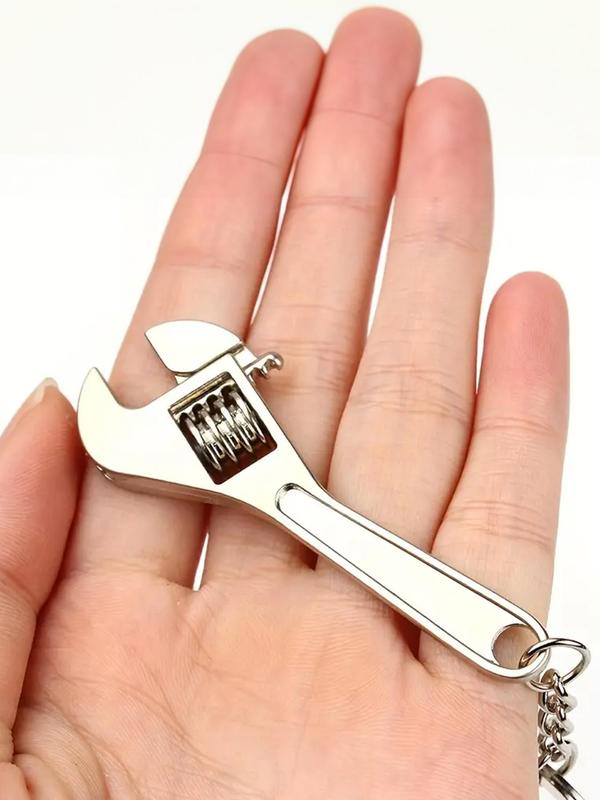 Portable Mini Wrench Design Keychain, Adjustable Universal Tool Design Keychain, Creative Cute Keychain for Car, Bike, and Motorcycle Repair