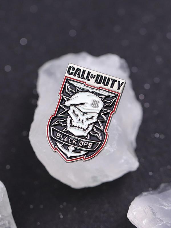 Call Of Duty Letter Design Brooch, Fashion Alloy Badge for Daily Clothing Decor, Trendy All-match & Exquisite Brooch for Birthday Gift