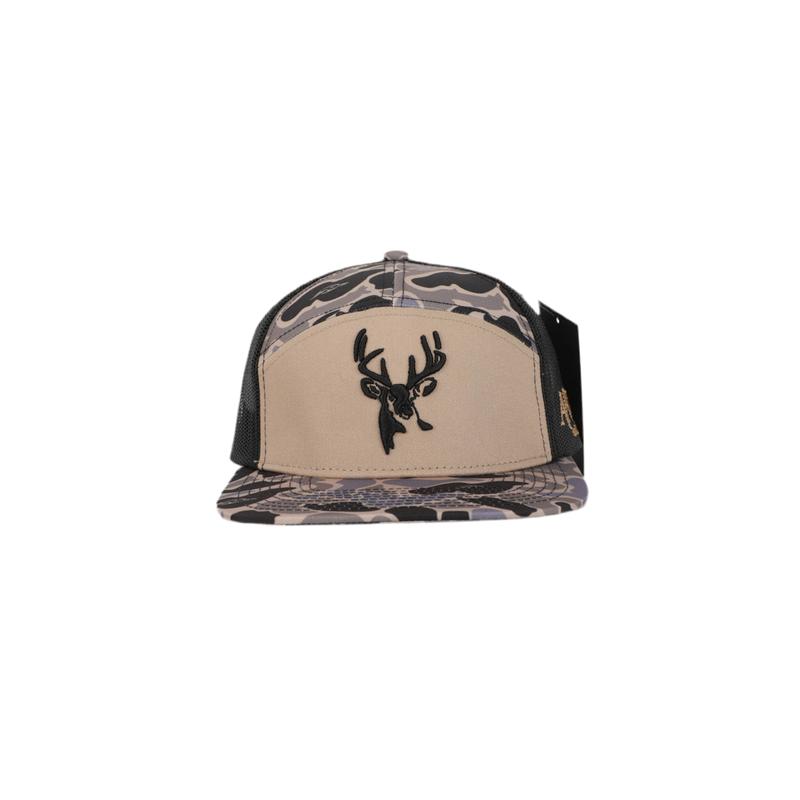 Deer 7 Panel Hardwoods II AFW Style w- 3 D Puff and Black Mesh