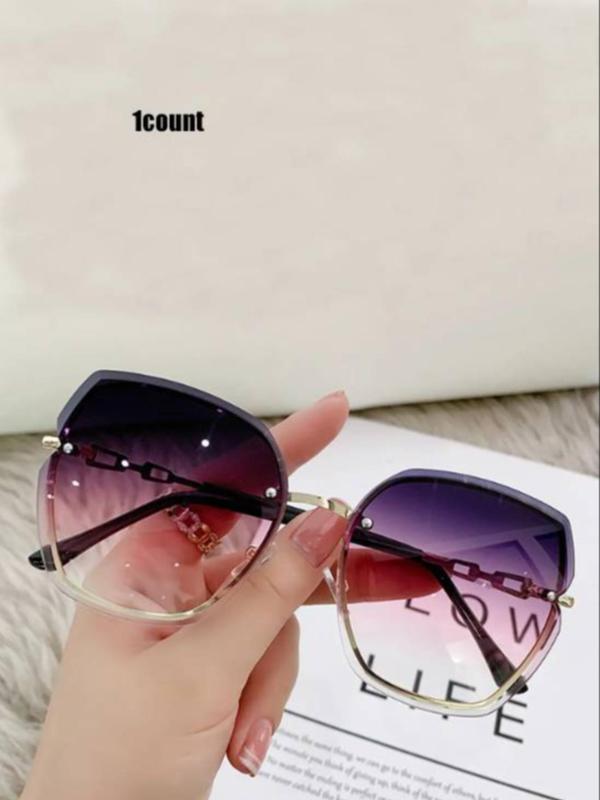 Vintage Ombre Tinted Lens Sunglasses for Women Back To School, Retro Outdoor Large Size Square Frame Fashion Sunglasses, Summer Sun Protection Sunglass Trends 2024 for Driving