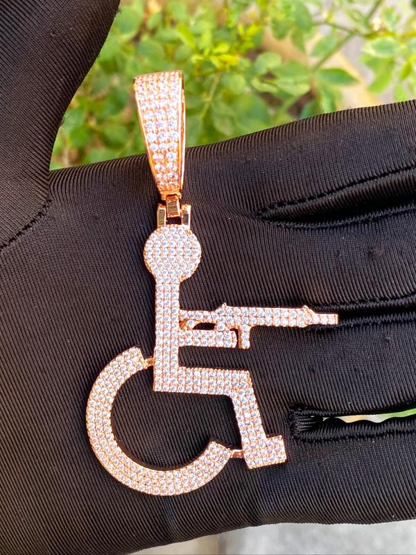 Rhinestone Decor Wheelchair Design Pendant, Street Style Charm for Men, Hip Hop Fashion Jewelry for Party, Daily Decor, Trendy All-match Jewelry for Birthday Gift