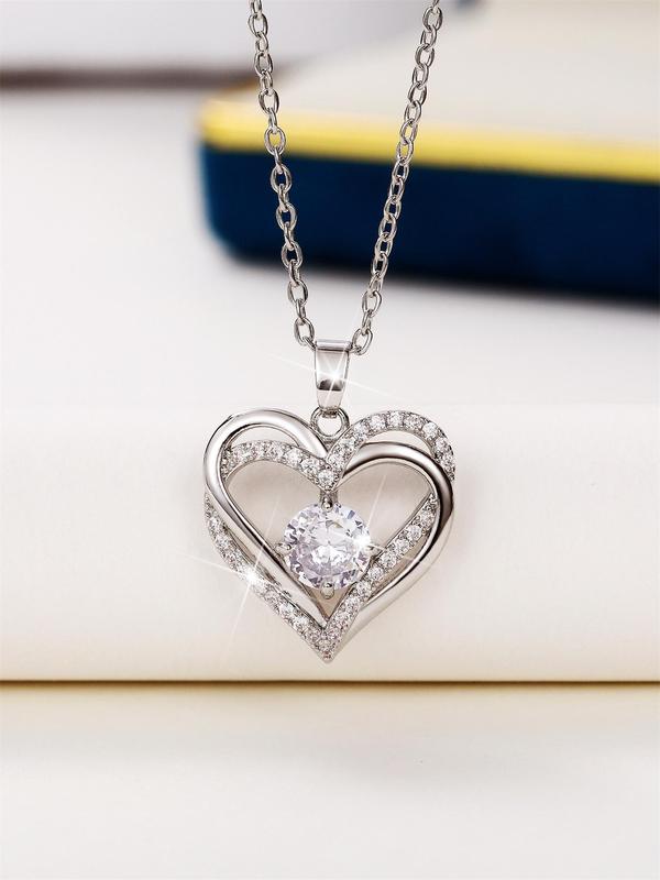 Elegant Heart Shaped Rhinestone Decor Pendant Necklace for Women for Gift, Hollow out Clavicle Chain Necklace, Fashion All-match Accessory Gift for Women and Girls