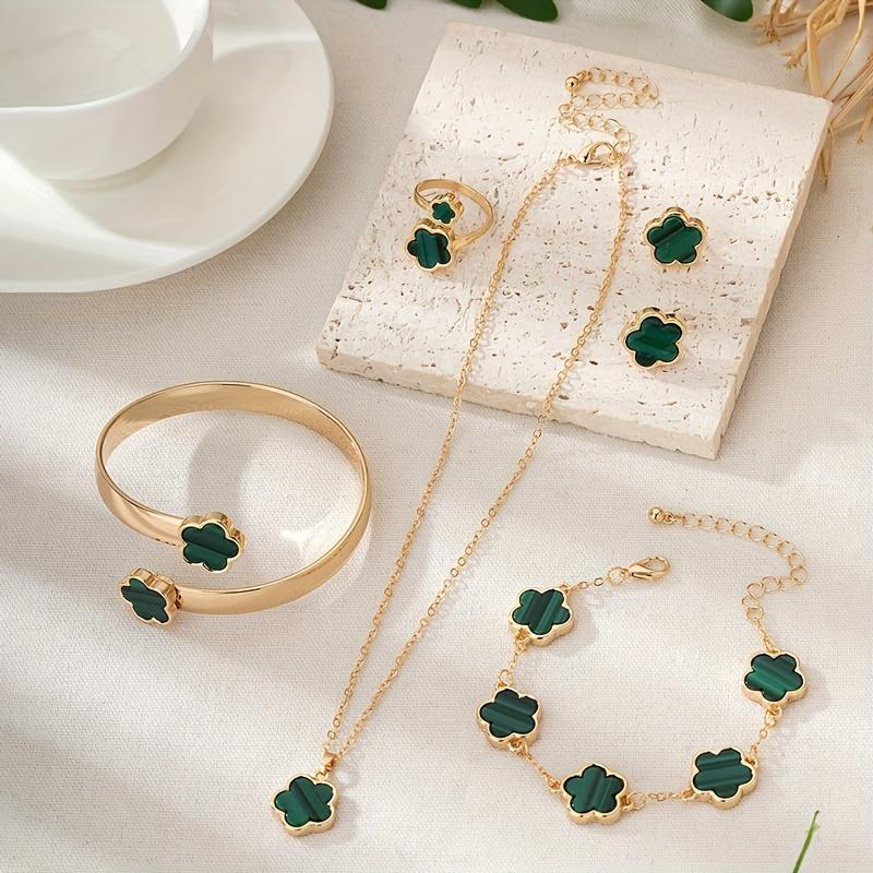 1 Pair Stud Earrings +1 Necklace +1 Bracelet +1 Bracelet +1 Ring with Lucky Flower Design Alloy Jewelery Suit Fashion Women Gift