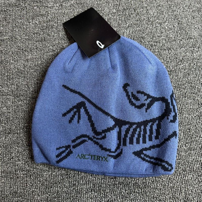 New Arcteryx Bird Head Black Toque Beanie Orca black Merino wool hat for winter casual Occasion